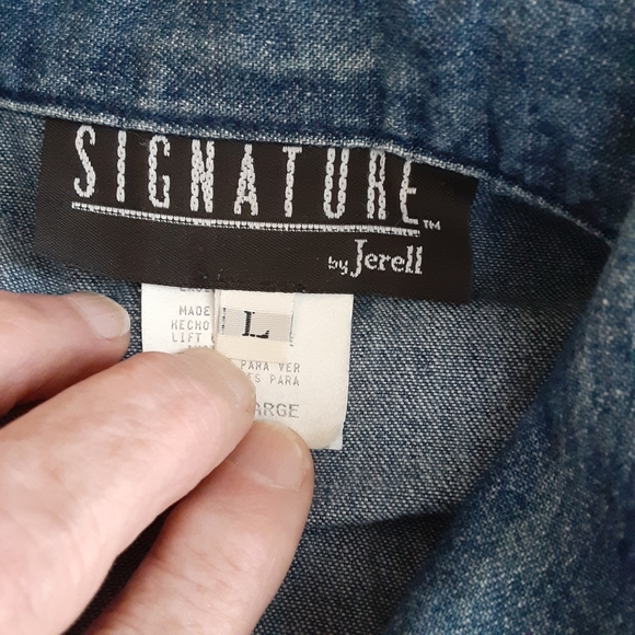 SIGNATURE by Jerell, USA,  Denim, Unlined, Suede & Stud Embellished Shirt, Ctg - Picture 2 of 9